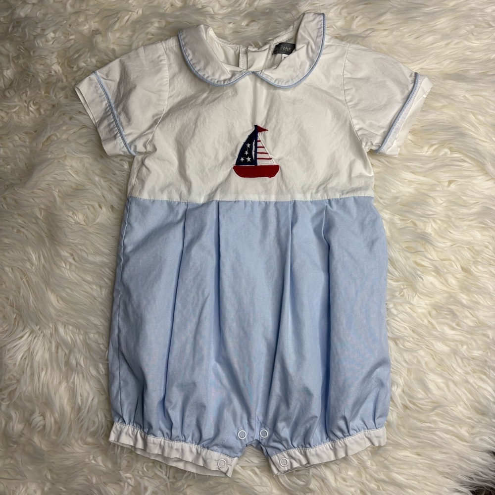 Les Petits Soleils White and Blue Sailboat Baby boy Romper size 24 months 2T